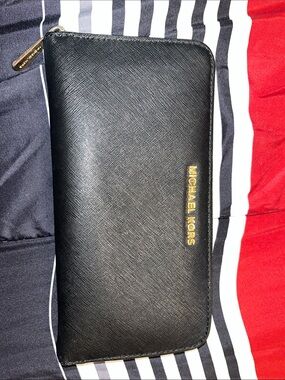 Michael Kors Black Leather Zip Wallet with Gold Logo